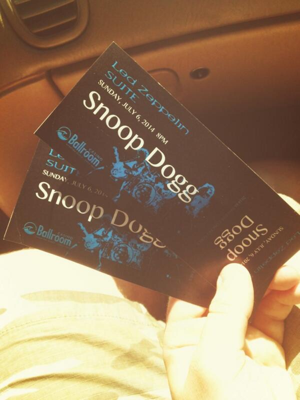 LoganLoring1's tweet photo. Snoop dog ! http://t.co/8l2JNsBSmH