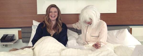 TeamOITNB's tweet image. Hey @nlyonne Touché. 🙊🙊🙊 youtu.be/iRo87zka_KU #Touché #FunInterview