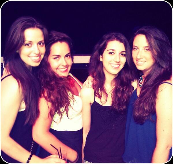 RakelLpez's tweet photo. Última #partyhard en Madrid #Akua #FinDeCiclo 🔝 http://t.co/u7vZd6ufjT