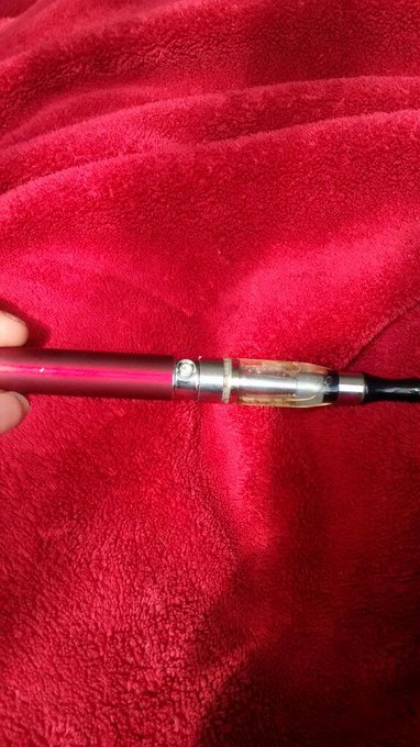 Thiss The Real Dope #keepCalmAndVapeOn http://t.co/QRDZ2lPm7n<a href="/tag/keepcalmandvapeon"class="tags">#keepCalmAndVapeOn</a>