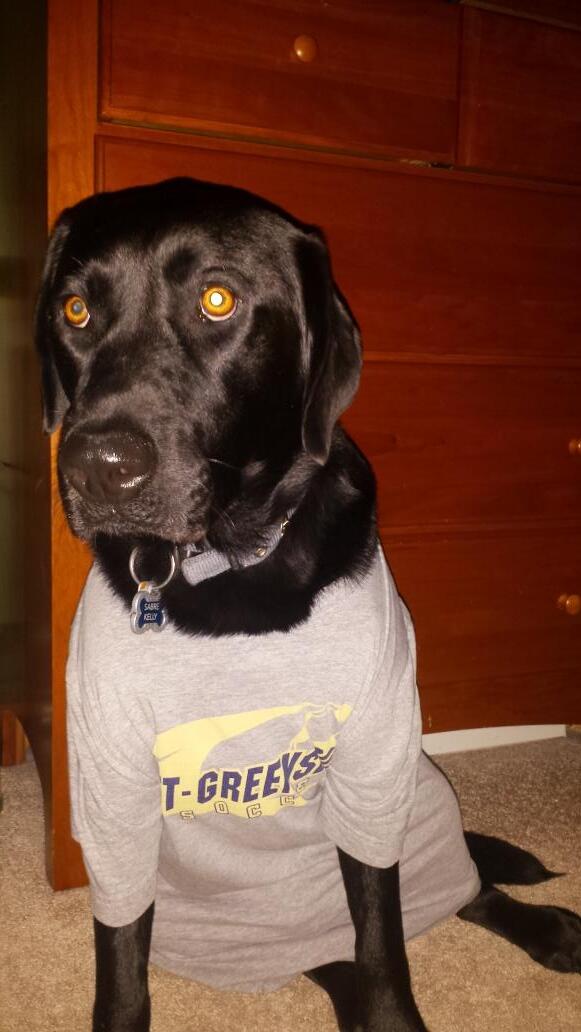 Lizzy_Jizzy06's tweet image. My brother is always stealing my clothes and wearing them. #SiblingProblems