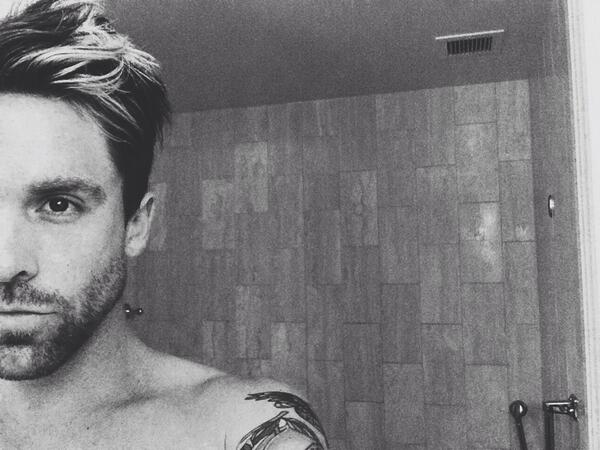 ChaseJohnsonLA's tweet photo. Apparently I keep forgetting to shave this beard thing off #whoops #whatever #offtodream http://t.co/pmrTGzUUdm