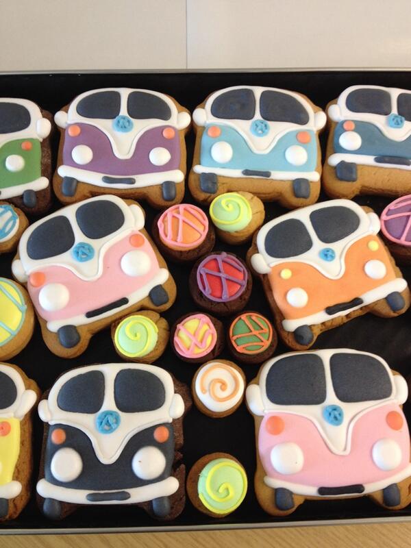 tomlangan's tweet photo. Gotta love @UKVolkswagen #vwcamper http://t.co/YTGcwTeeRt