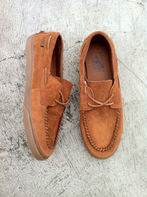 collage_store's tweet photo. -Zapato native brown US 7.5 8 8.5 570k @kickSolution @GogonShop @collabs_supply @stepshigh @PJP_Shoes @viscouss_ http://t.co/zszGpiiXse