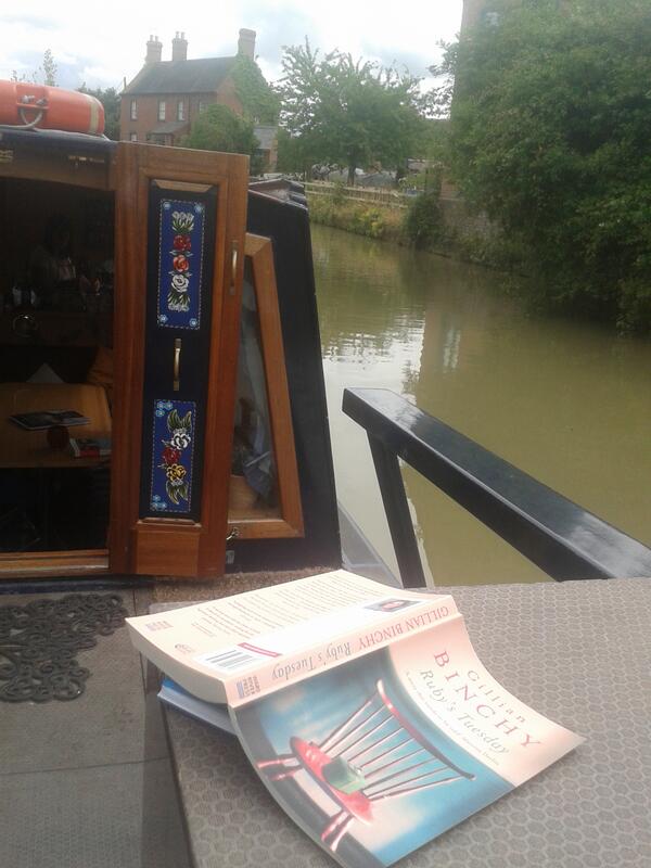 Recipe 4 perfect w'end of pure chill <a href="/FloatbyBoat/">Spirited Away</a> meditation/retreat &amp; pal <a href="/GillianBinchy1/">Gillian Binchy</a> fab novel as we floated