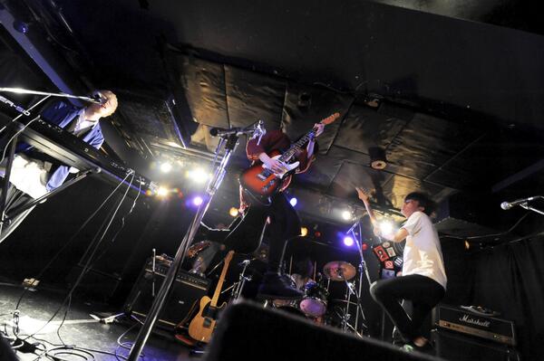 AORINGOHUZIN's tweet photo. 7/5 ② #ゼンジン未到とコンフリクト http://t.co/166Nvhk4ok