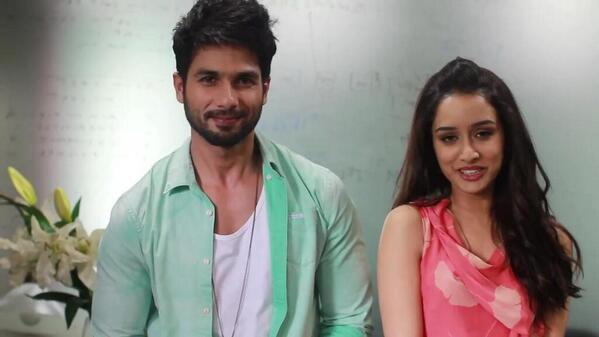SweetulvsShahid's tweet image. Go Shahid n Shraddha Go...#HaiderFirstLookTomorrow