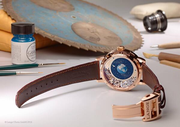 Lange Perpetual Calendar sa jednim od najboljih pozadina. WOW kakav mehanizam!!!