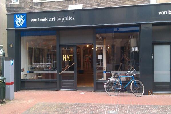 MarcusAkerman's tweet image. I'll be shopping there soon! “@ongekendgoed @Orne1: Van Beek Art Supplies te Bussum is er bijna klaar voor! #vorm http://t.co/GvCY7ubz9A”