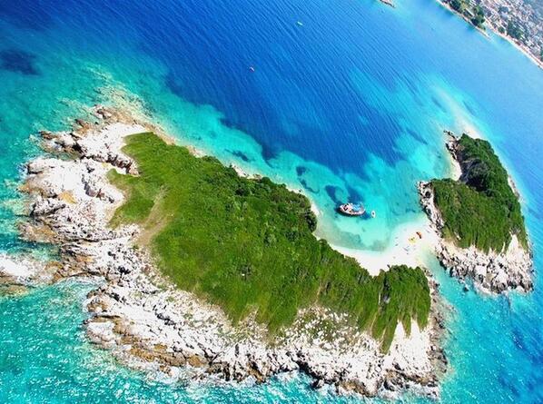 Ксамил Јонско море септември-10 ноќевања за 3 и 4 лица, 100 и 130 евра...Ова не се пропушта.  goo.gl/NvorR7