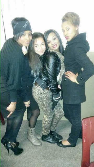 ChantallJasmine's tweet photo. strike a pose :) http://t.co/e9TF3dFezm