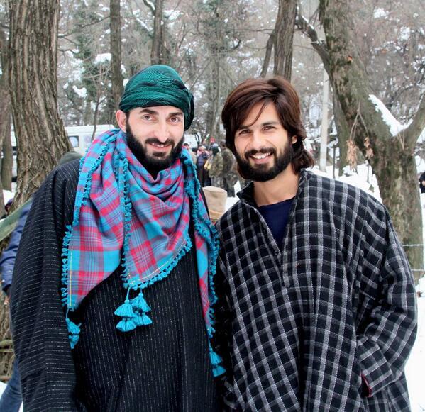 IyanAmjad's tweet image. Haider is going to be amazing and will propel Shahid to a whole new level as an actor! 
#HaiderFirstLookTomorrow