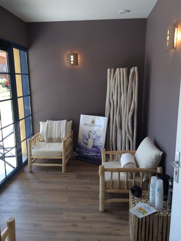 PVRivesdeCannes's tweet photo. Pauline vous accueille au SPA de notre résidence à Mandelieu http://t.co/rxucOVs7eT