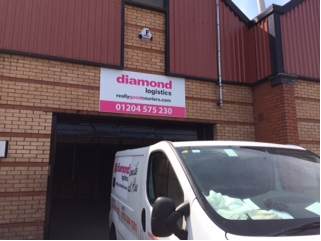 diamonddeliver's tweet image. Whilst in #Bolton for #BottysEC Kate went to visit Asad and our @DL_Bolton franchise!