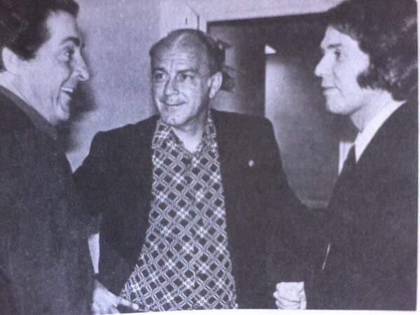 Прямая ссылка на встроенное изображение