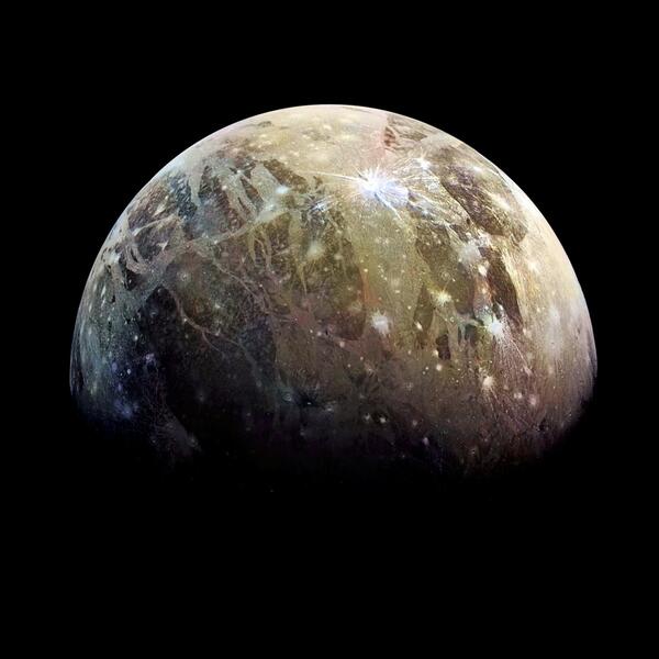 #Space: #Ganymede, 3rd moon of #Jupiter, the largest in the #SolarSytem
bit.ly/19olqwf via #InfinityImagined