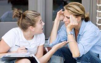 parentscaption's tweet photo. "MOM DEQUAN ALREADY TOLD U HE GONNA PAY FOR THE PHONE BILL WHEN HIS MIXTAPE DROPS NEXT WEEK SO Y U TRIPPIN" http://t.co/SptMW5nTd3