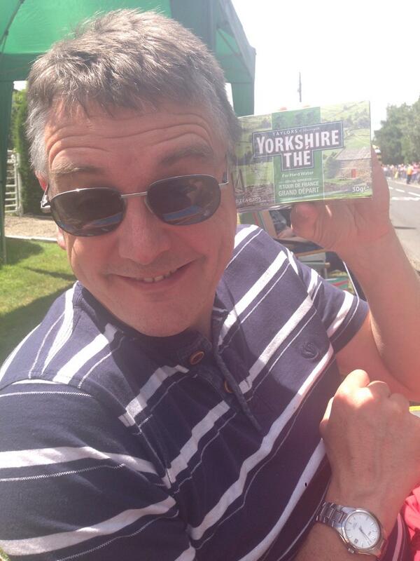 EllisBennett6's tweet photo. The best tea is Yorkshire tea! Oh aye! Dads pretty chuffed! @yorkshiretea #teaonletour http://t.co/MzUd7UR4cb