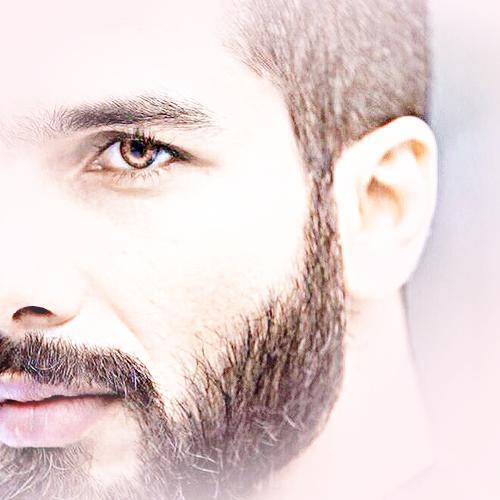 cacaspeed's tweet image. Can't wait @rekha_bhardwaj @shahidkapoor @ShraddhaKapoor #teamHaider #HaiderFirstLookTomorrow