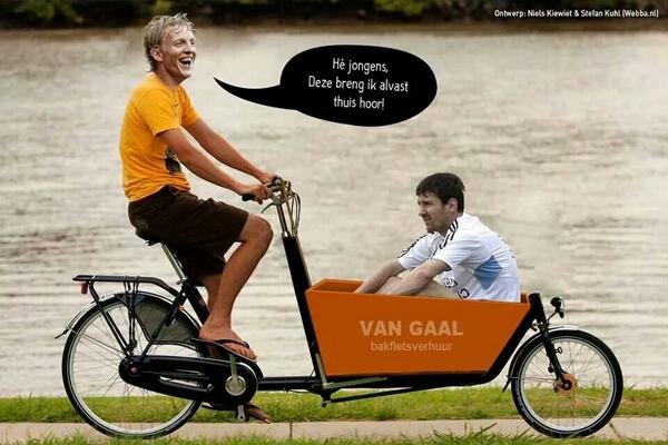 Slechte_grappen's tweet photo. Dirk kan en doet ook alles ! #slechtegrappen http://t.co/fsC65hiy03