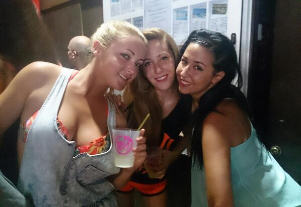 "<a href="/greta_gretis/">gretagretis</a>:Y decir donde vamos hoi..pues a mojacar..X más diass d estos jiji os kiero.. Ala aventuraa "las mejores