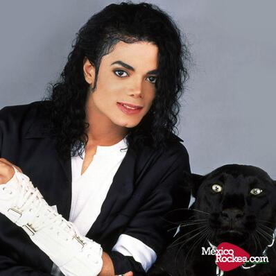 MexicoRockea's tweet photo. Aunque en nuestra página no tenemos pop, respetamos a los ídolos. Hoy hace 5 años falleció #MichaelJackson . http://t.co/tz2FSMcXdJ