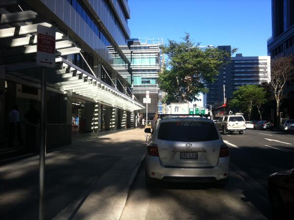 HayleeFox's tweet photo. No wonder @7NewsBrisbane  don't know how to report news, they don't even know where to park a car. http://t.co/WiboEfKUtJ
