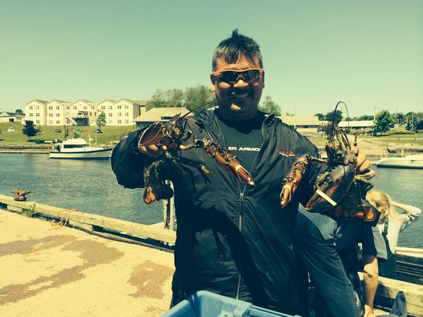 gstyres0's tweet photo. Lobster fishing!! http://t.co/Oqrll7iUwZ