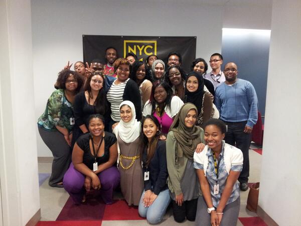 CUNY311_Project's tweet photo. Welcome to the team! Our newest CUNY Student Call Takers!  #CUNY311 #CUNY311Project http://t.co/Ck0WxxCogh