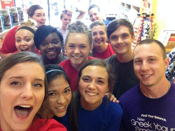 smoothiekingstc's tweet image. We&apos;re all ready for y&apos;all here at Smoothie King O&apos;Fallon! #hapybirthdayskofallon #freesmoothies