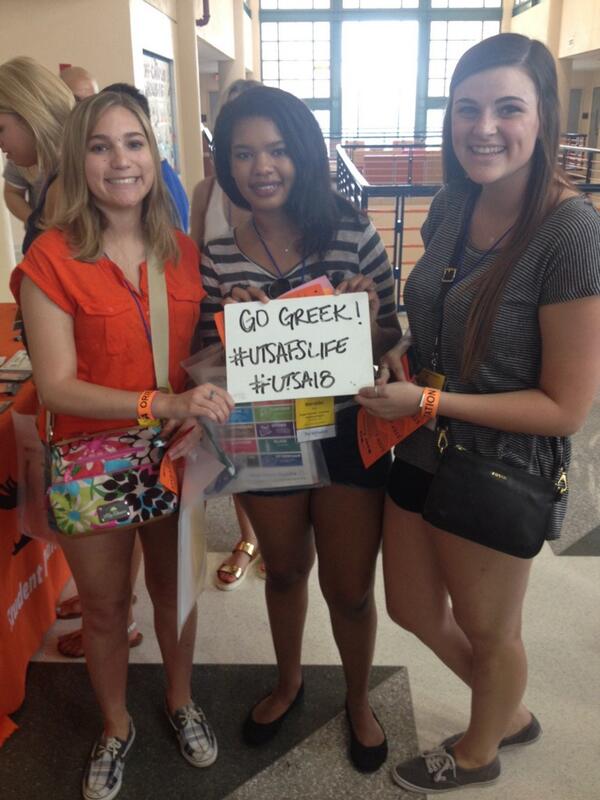 UTSAFSLife's tweet image. We have @kristolds and @BeingMeProbz representing #UTSA18! #UTSAFSLIFE