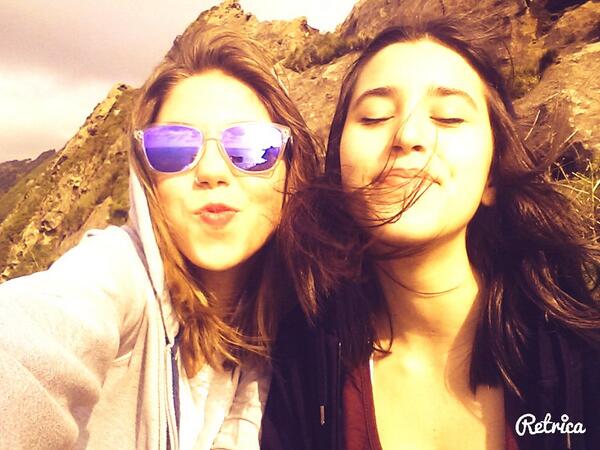 Marta_vr's tweet photo. Aaaiiii karakulo.. si todavía te echaré de menoss bonii @mariapikabea http://t.co/A7pFih28h8