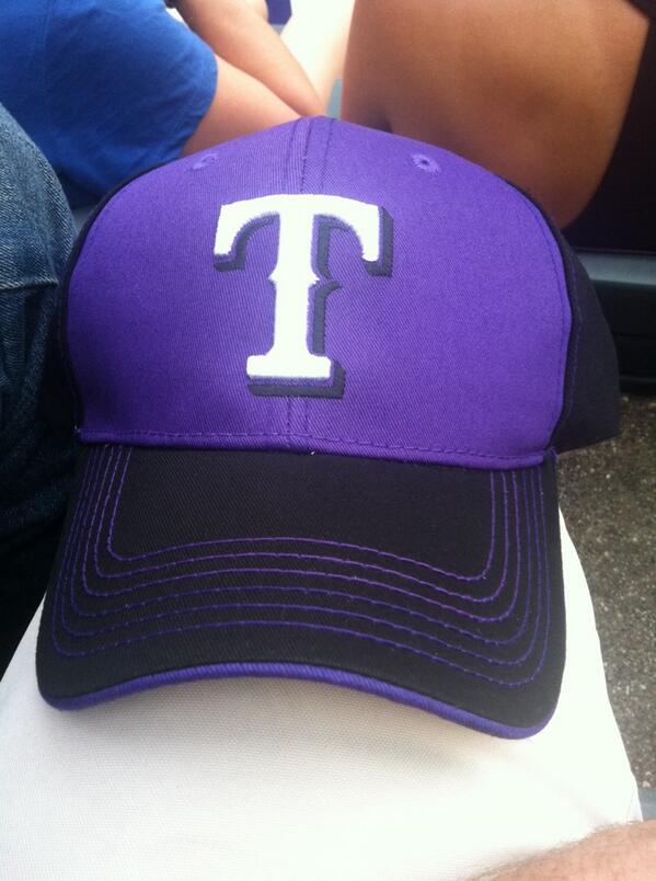 TCUEquipment's tweet photo. Got my TCU Rangers hat for #TCUNIGHT at the Ballpark! Great throw @TCUCoachP and great frame job @TCUSchloss http://t.co/2FTXUkWxSP