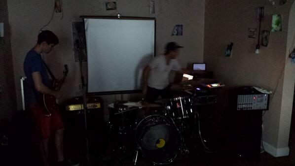 GotPerfectTeeth's tweet image. shit is beginning at the moon mansion