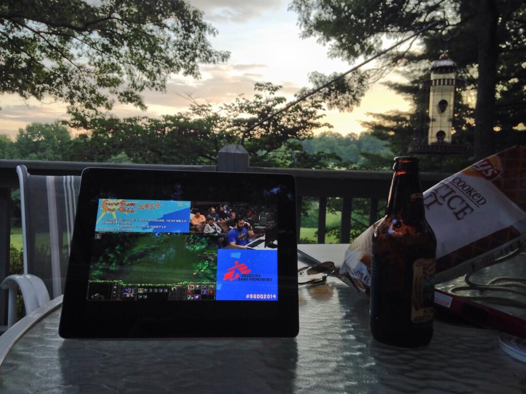 BrBEnp4IEAAL9wY.jpg:large