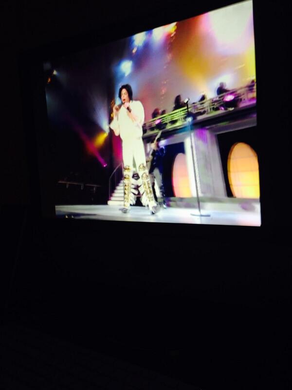 watching some old performances of Michaels. #foreverMJJ