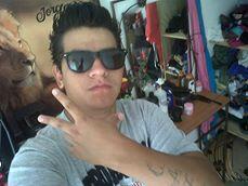 _EstiloCalljro's tweet image. aki en mi HOUSE.... el cafo ya a tyirar barra.., sta mañana razaa.