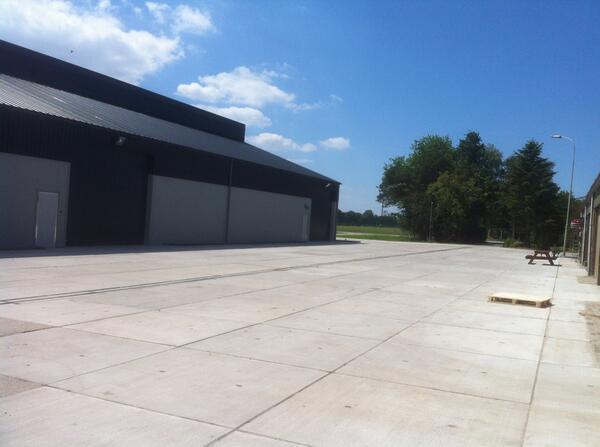 _Stelcon_'s tweet image. #van_Werven levert #Stelcon platen en goten bij Siebenga-Langendoen V.O.F. te Swifterbant.