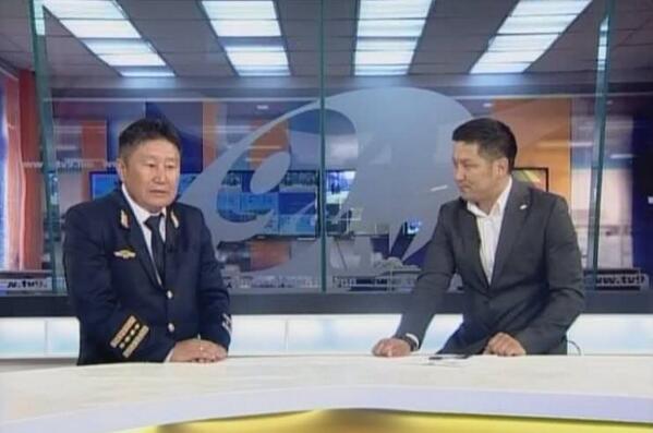 UBTZ_XHH's tweet photo. Өнөөдөр 17:30-д TV9 сувгаар төмөр замын сэдвээр "УБТЗ" ХНН-ийн дарга Г.Сэрээнэндорж ярилцлага хийнэ http://t.co/nbtG2l09aS
