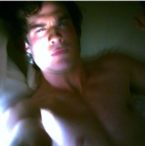 scar_theking's tweet photo. {Good night, loves} http://t.co/YNogG8grQR