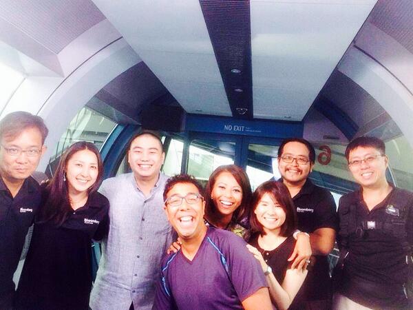 "<a href="/haslindatv/">Haslinda Amin</a>: Our final shoot for #HighFlyers this season! The crew - all smiles - with <a href="/Kendeanlaw/">Ken Dean Lawadinata</a> "