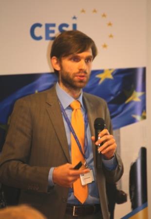 NUODFinancien's tweet image. #CESIweb : Athur Mickoleit: Innovation and Public Administratieon in Europe