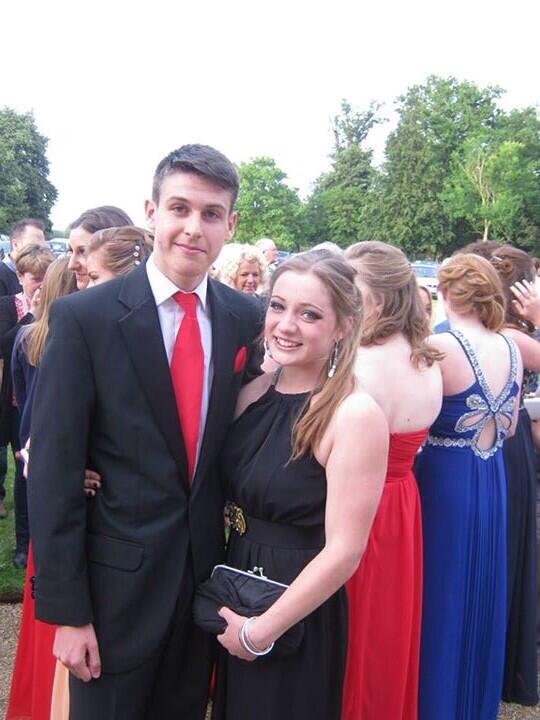 claireevans08's tweet photo. @WillKingOfSwag  prom :-)) xx http://t.co/u9K3goq3dU