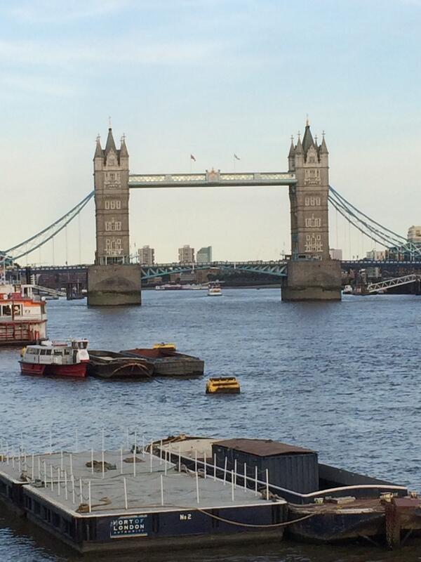 HerbWaye's tweet photo. Mandatory Tower Bridge photo @ICANN http://t.co/NBQiWlupah