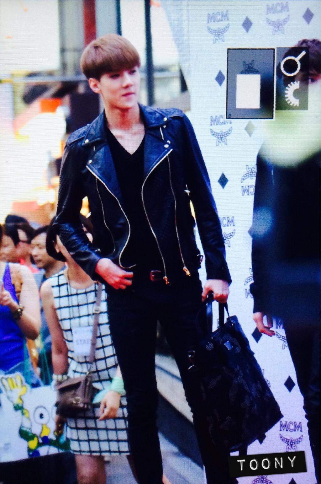 BrDS5b1CUAAseF2.jpg:large