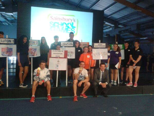Edward Timpson <a href="/timbaillie/">Tim Baillie</a> <a href="/EtienneStott/">Etienne Stott MBE 🌍</a> and young athletes opening today’s <a href="/BedsSchoolGames/">(Beds) School Games</a>:  #SSG2014 #SchoolSport