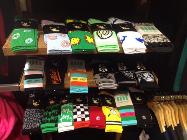 blue_panic's tweet image. SOCKS!