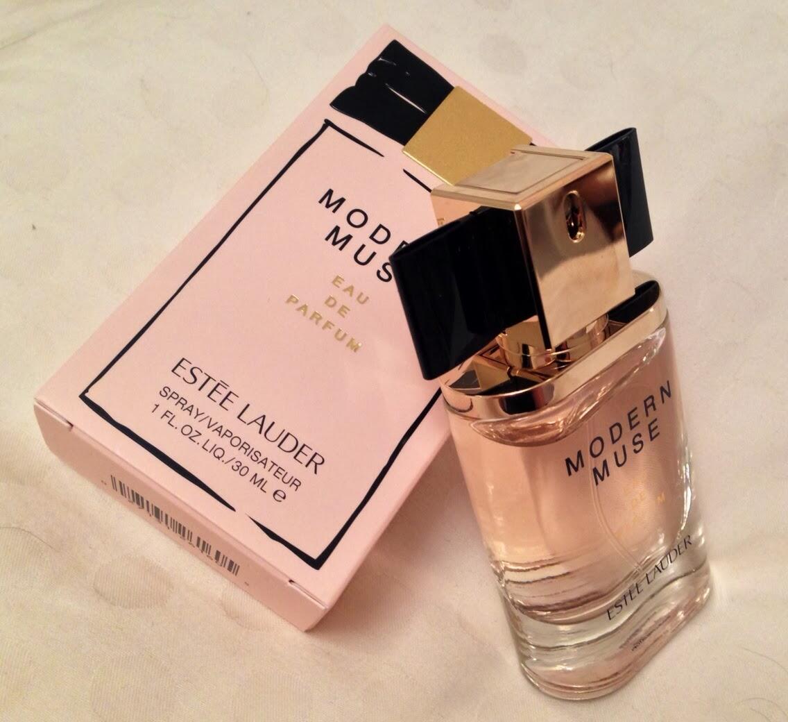 بتكلم عن العطور على تويتر عطر مودرن ميوز للنساء استى لودر 2013م مزيج حالم رقيق جذاب جدآ ويدوم طويلآ يوسفي ياسمين فانيلا اخشاب Parisgallery Http T Co Pqn12ambua