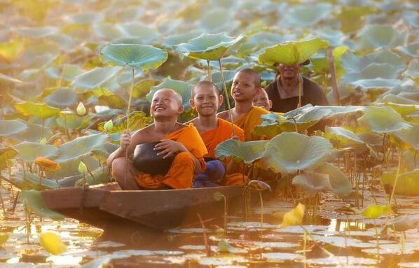 .....Be happy by Sarawut Intarob #Vietnam