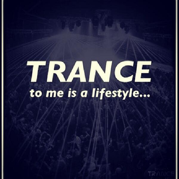 TWOTmusic's tweet image. RT if you agree ! #TranceFamily 😊 #ASOT669